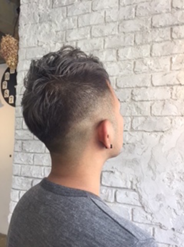 ヘアスタイル メンズスタイル Alt Hair 沖縄県 那覇のヘアサロン 美容室の検索 予約はナチュラルビューティ ヘアスタイル メンズスタイル Alt Hair 沖縄県 那覇のヘアサロン 美容室の検索 予約はナチュラルビューティ